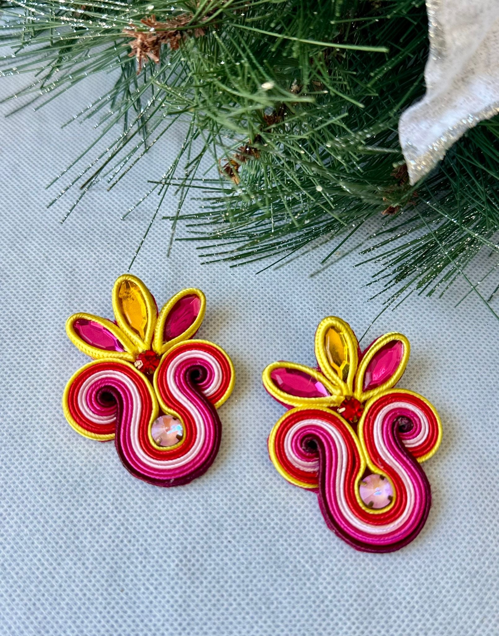 Aretes Made in Colombia